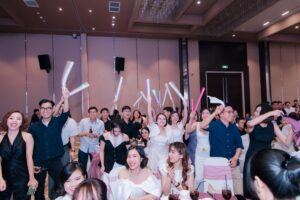 A memorable moment created by E-XPRO’s professional year end party planning service, connecting teams through joy and celebration.